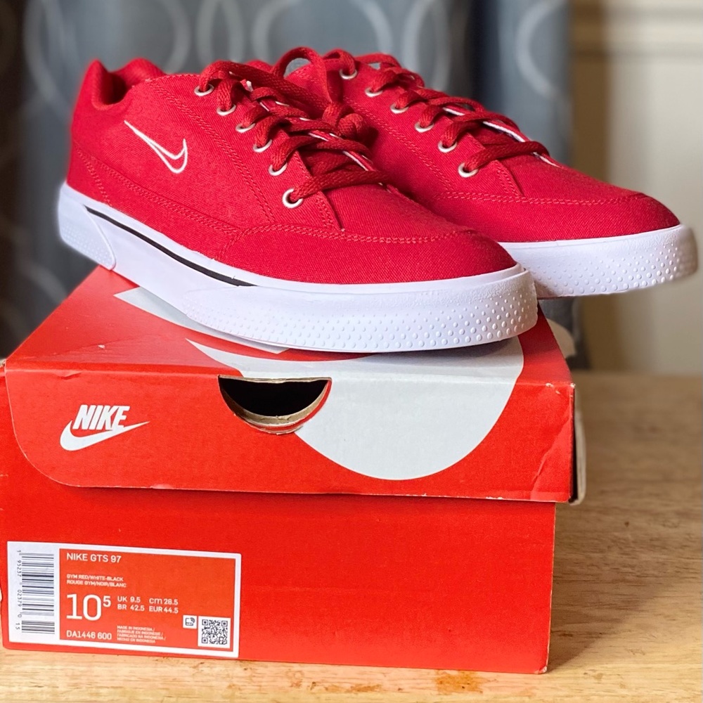 Men’s Sneakers